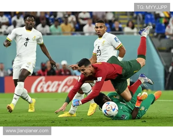 世界杯专用足球有多少克（足球世界杯专用球）sports